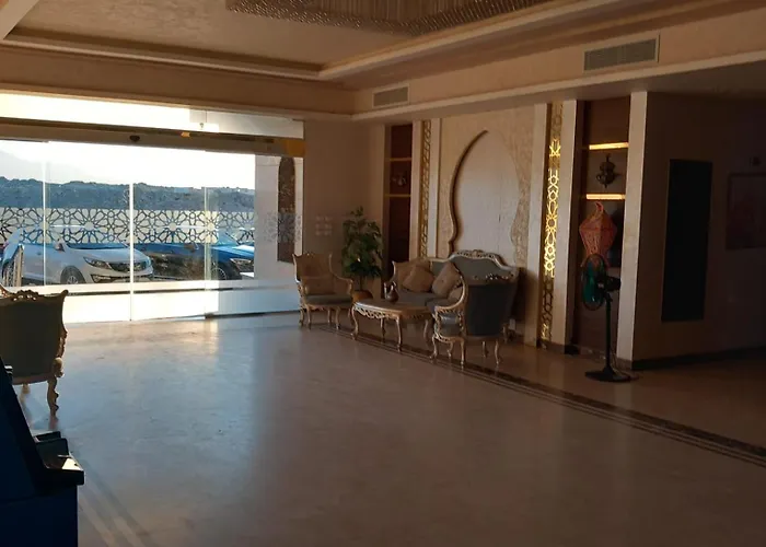 Shams El Bahr فيلة